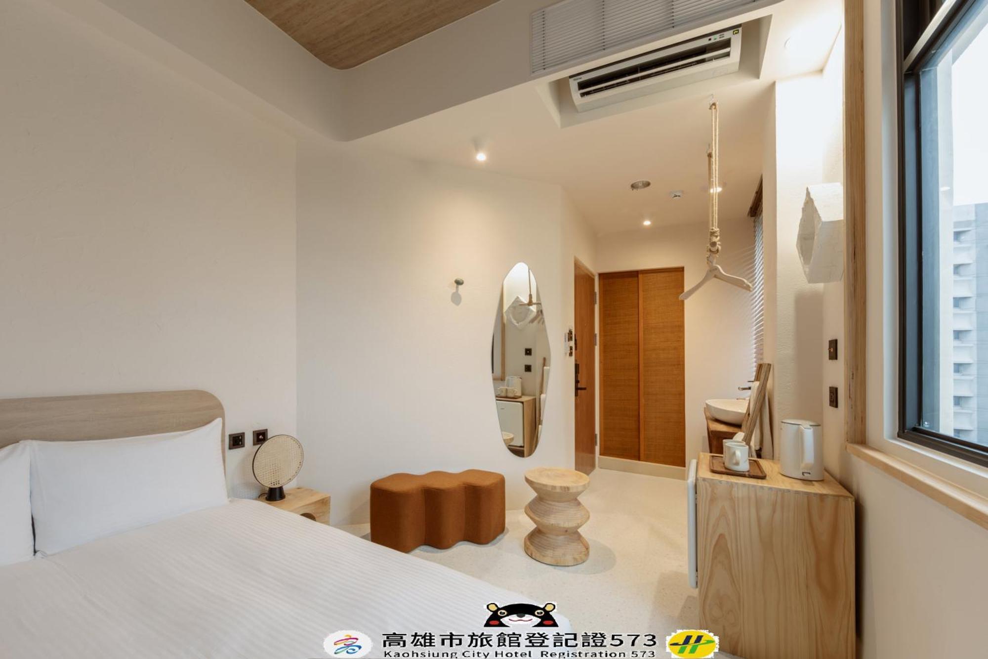 Just Inn Kaohsiung Exterior photo
